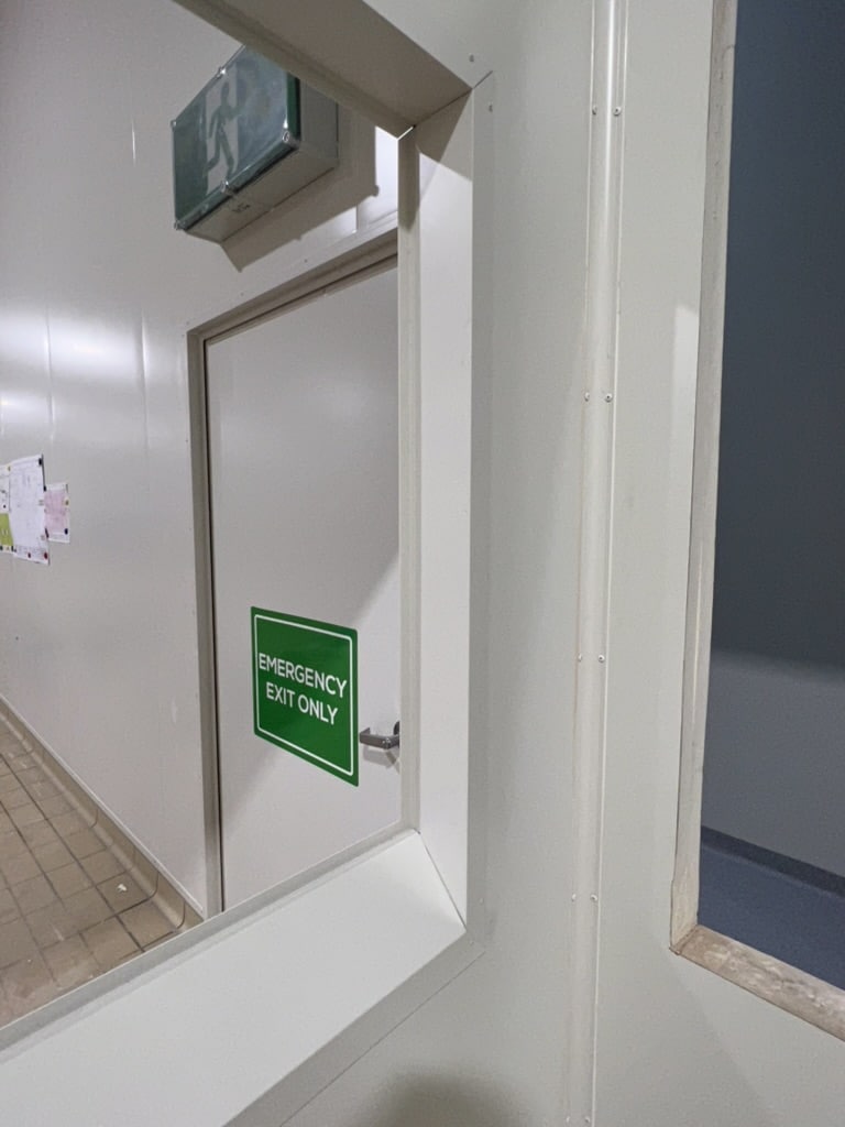 666F0755-C78C-4739-947A-C719A3452BB4_1_105_c