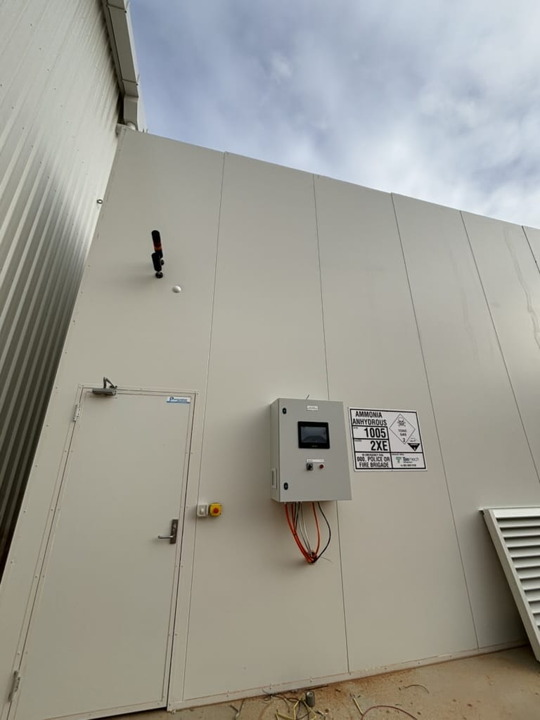 6B74DD16-E760-4260-BF25-93CCE6E9C712_1_105_c