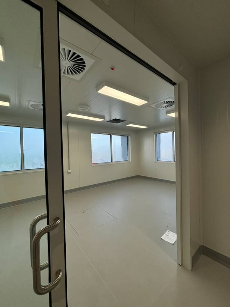 81234E6D-065A-4C27-A969-EF1F75E0009C_1_105_c