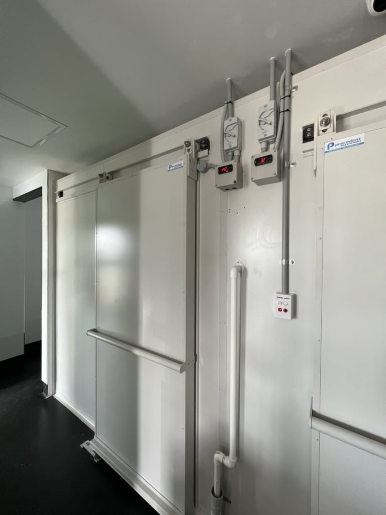 A8F3CEBB-BC63-4159-AEC5-8660CB6038E5_1_105_c