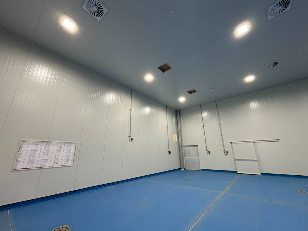 B356FD5C-81A1-4DDB-B368-4466CA4D3166_1_105_c