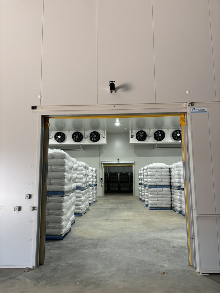 CE467C77-0AB4-4EE1-BF5B-4DF0AB2EDF4C_1_105_c