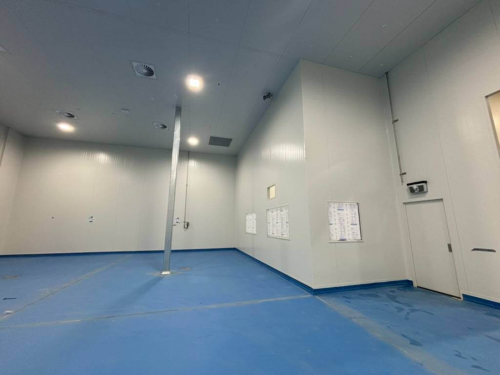 D2E42F98-1BBC-40C9-BF89-961EB0DBC00A_1_105_c