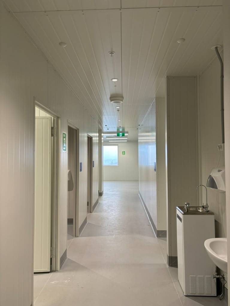 E8B542C1-3CAC-4FA0-9918-A2336A900230_1_105_c