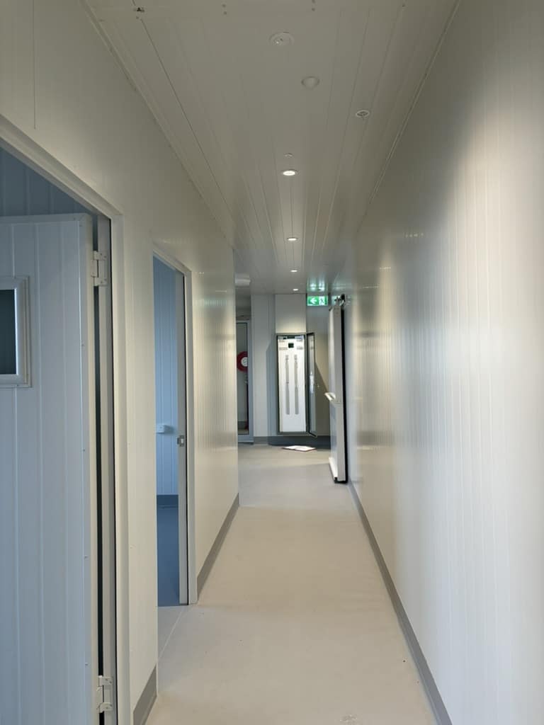 17D23A56-D509-49A8-8F0E-D3657A2EA541_1_105_c