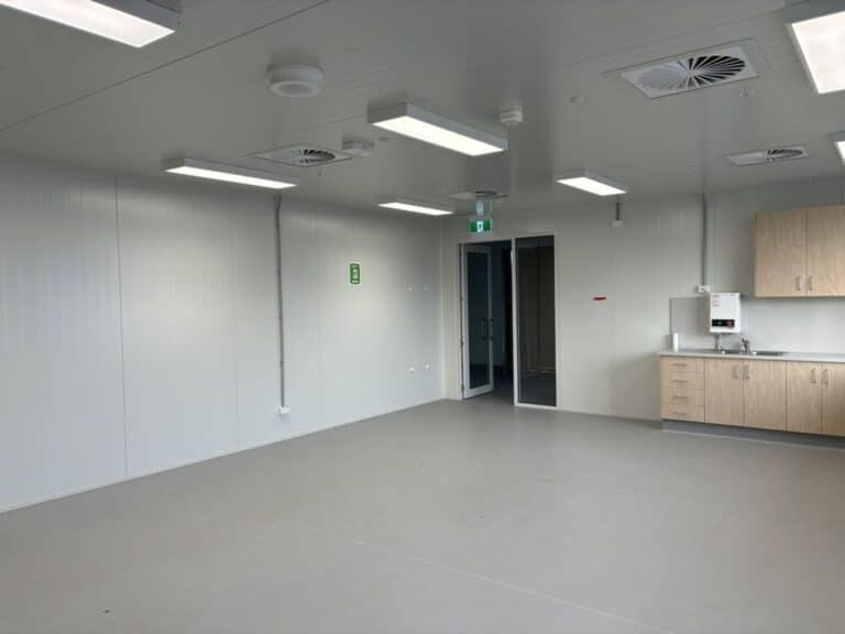 1C87E33B-D071-442D-8170-73C3F463CD05_1_105_c